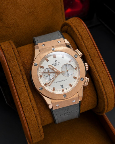ساعت مردانه هابلوت کرنوگراف hublot با قفل کلیپسی
